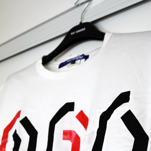 BNWT AW18 JUNYA WATANABE BLACK AND RED PRINT TSHIRT S - Picture 4 of 15